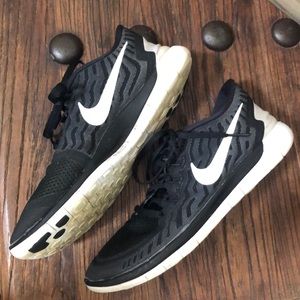 nike running shoes